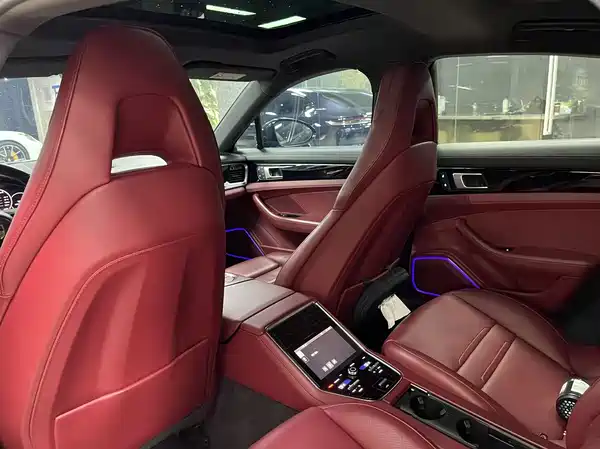 Porsche Panamera 2022
