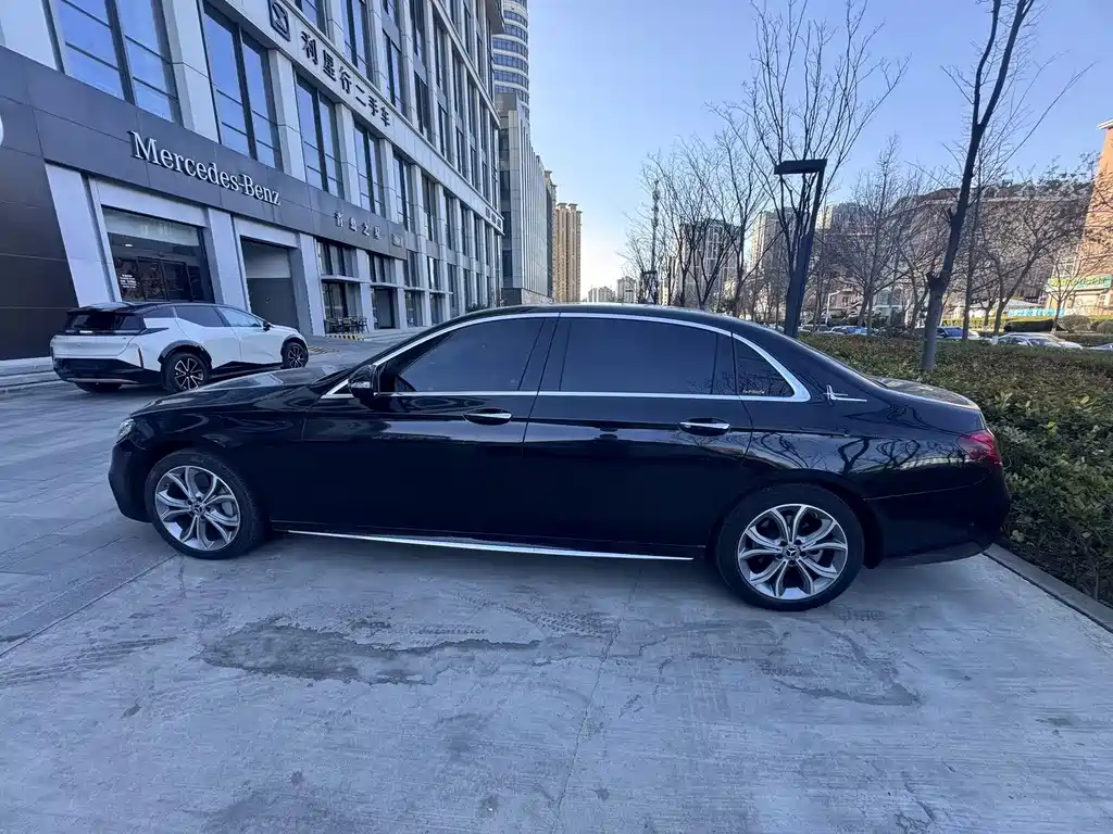 Mercedes-Benz E-Class 2020 — фото 3