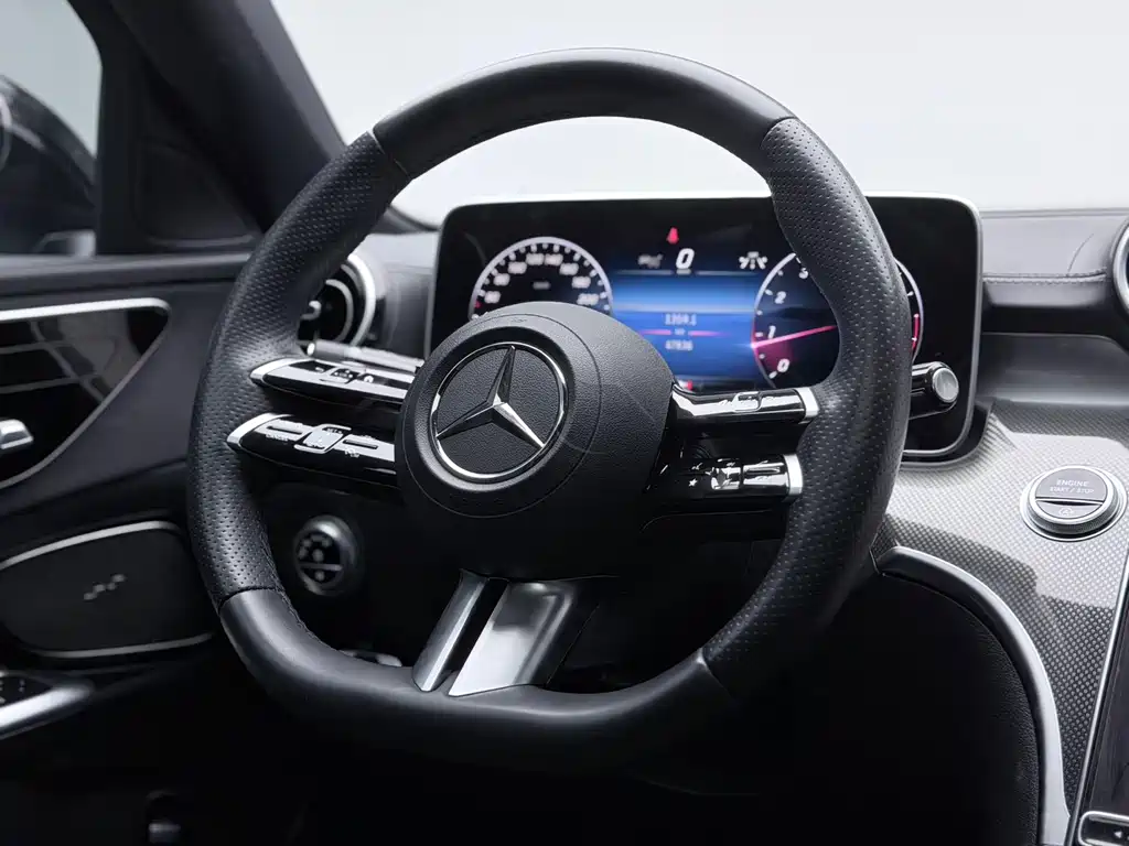 Mercedes-Benz C-Class 2023 — фото 10