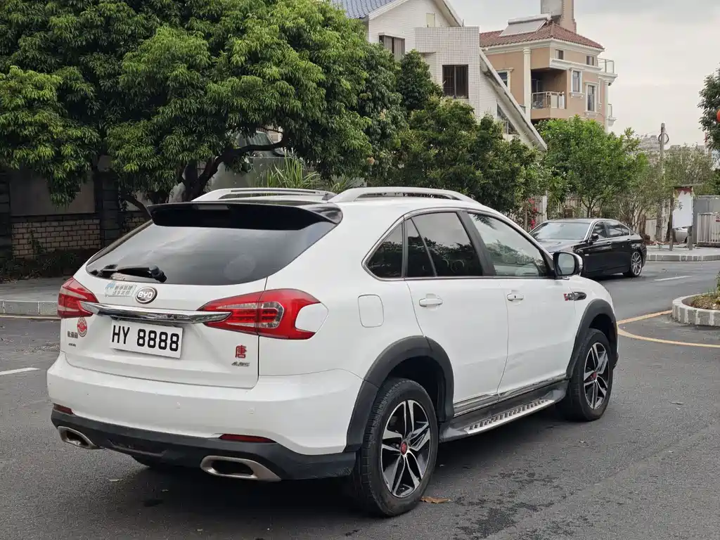 BYD Tang New Energy 2016