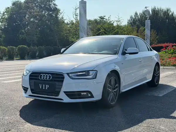 Audi A4L 2013
