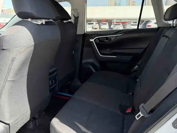 Toyota RAV4 2023