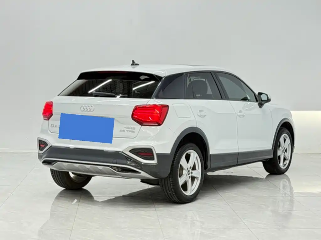 Audi Q2L 2022