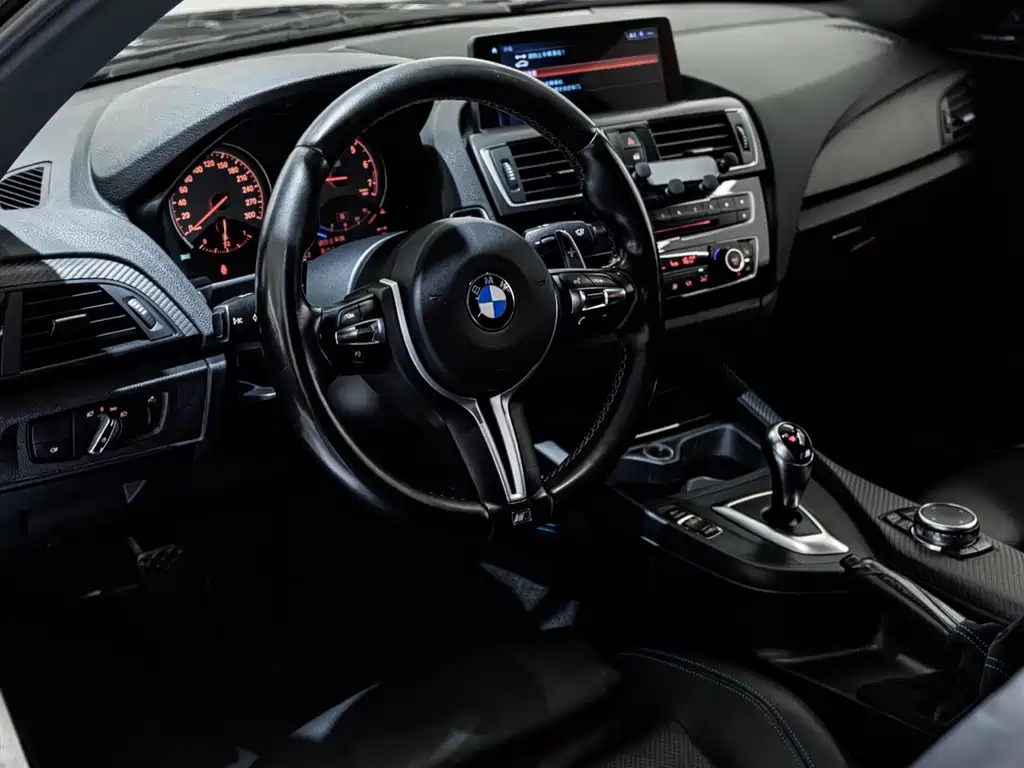 BMW M2 2016 — фото 8