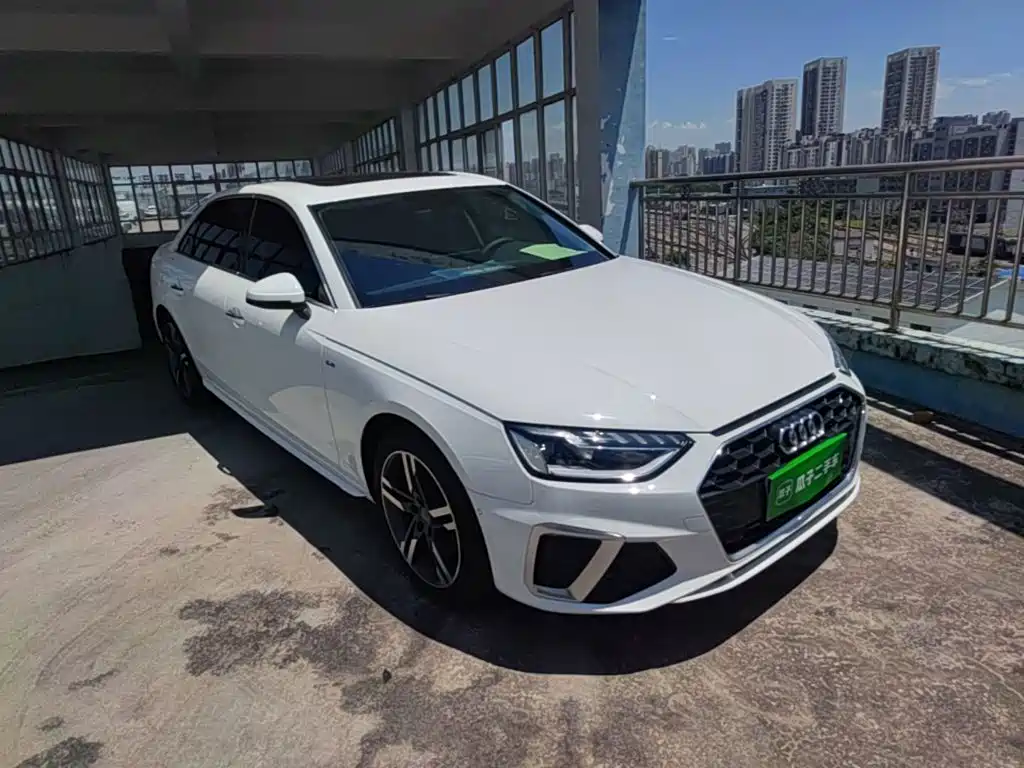 Audi A4L 2021
