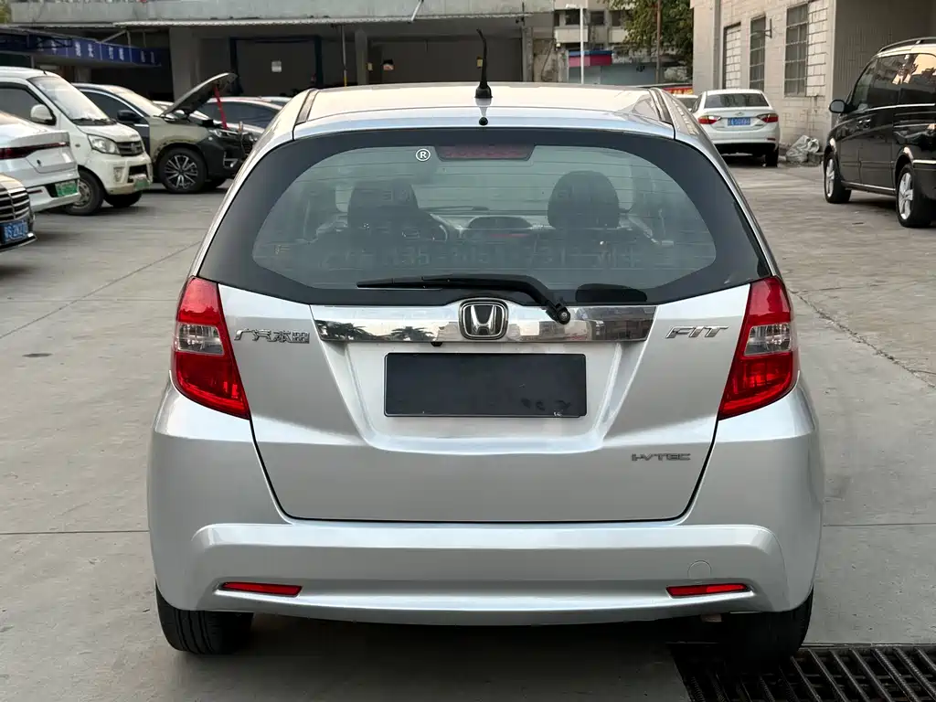 Honda Fit 2011 — фото 6