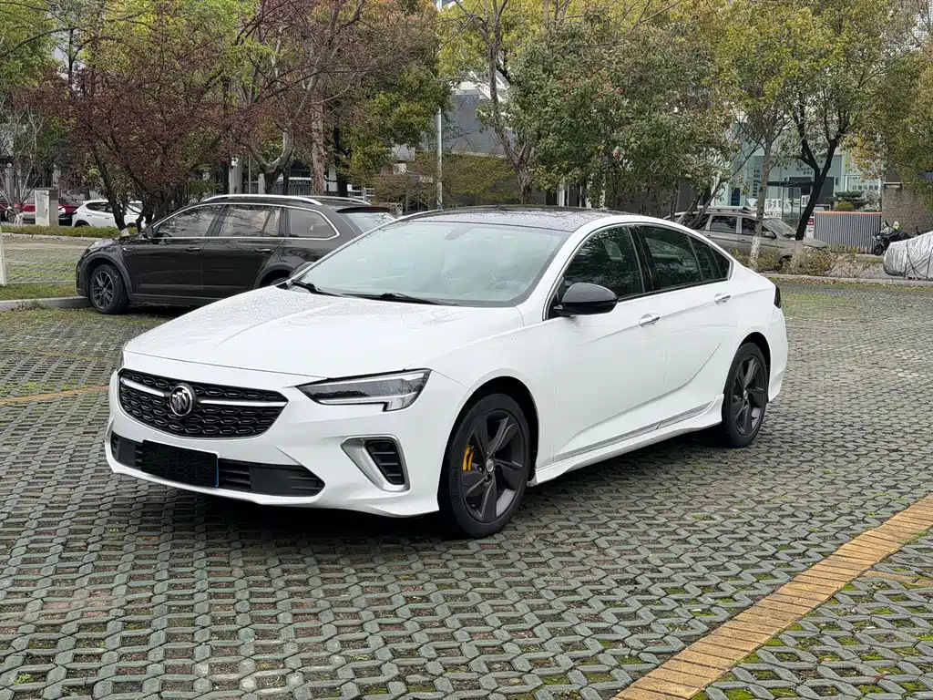Buick Regal 2020 — фото 1