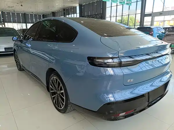 Leapmotor B01 2025