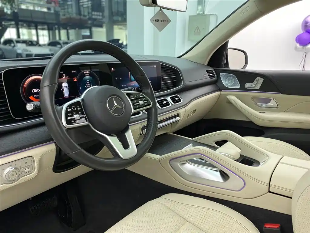 Mercedes-Benz GLE 2020 — фото 6
