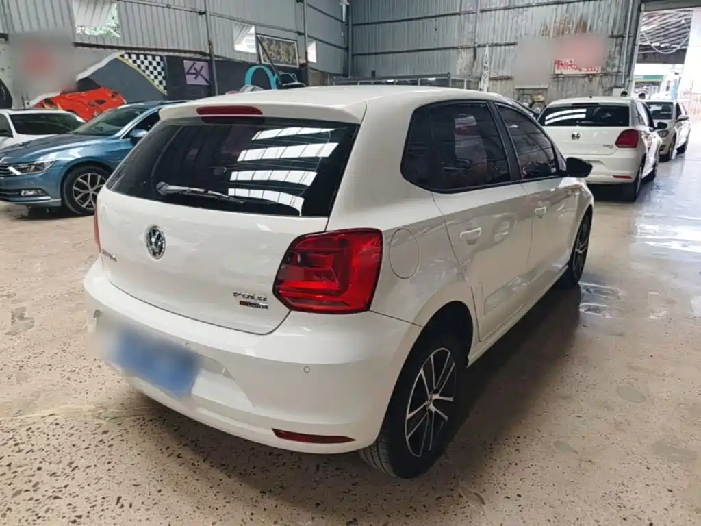 Volkswagen Polo 2015