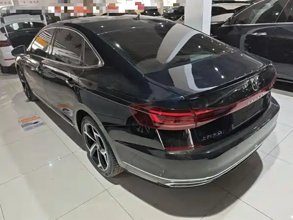 Volkswagen Passat 2024