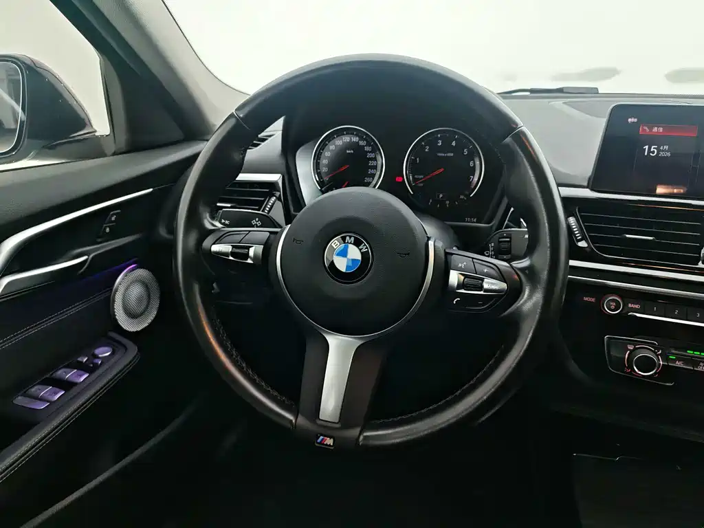 BMW 1 Series 2021 — фото 12