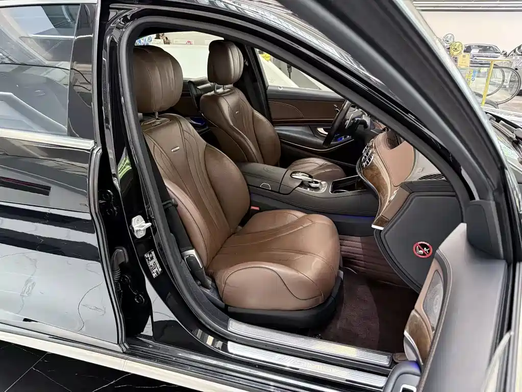 Mercedes-Benz S-Class AMG 2015 — фото 13