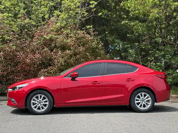 Mazda 3 Axela 2019