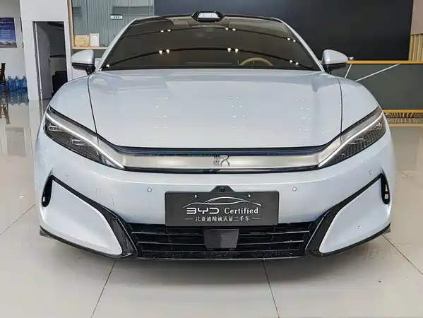 BYD Han L 2025