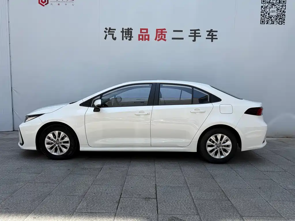 Toyota Corolla 2022 — фото 9
