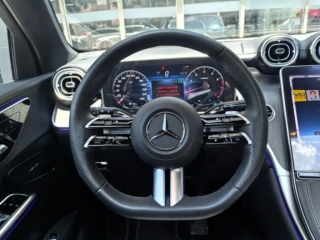 Mercedes-Benz GLC 2024