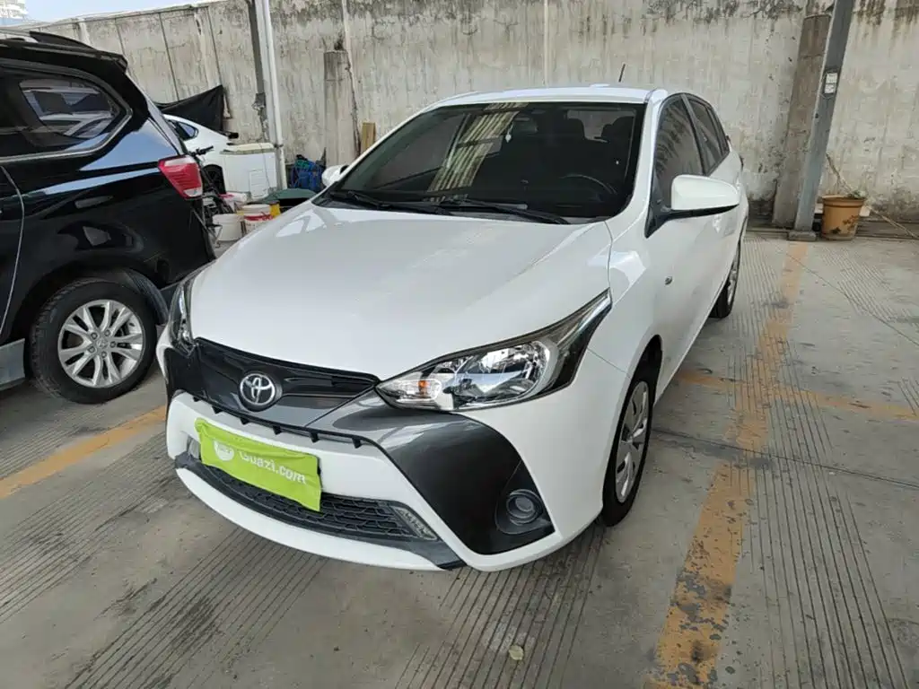 Toyota Yaris L 2016