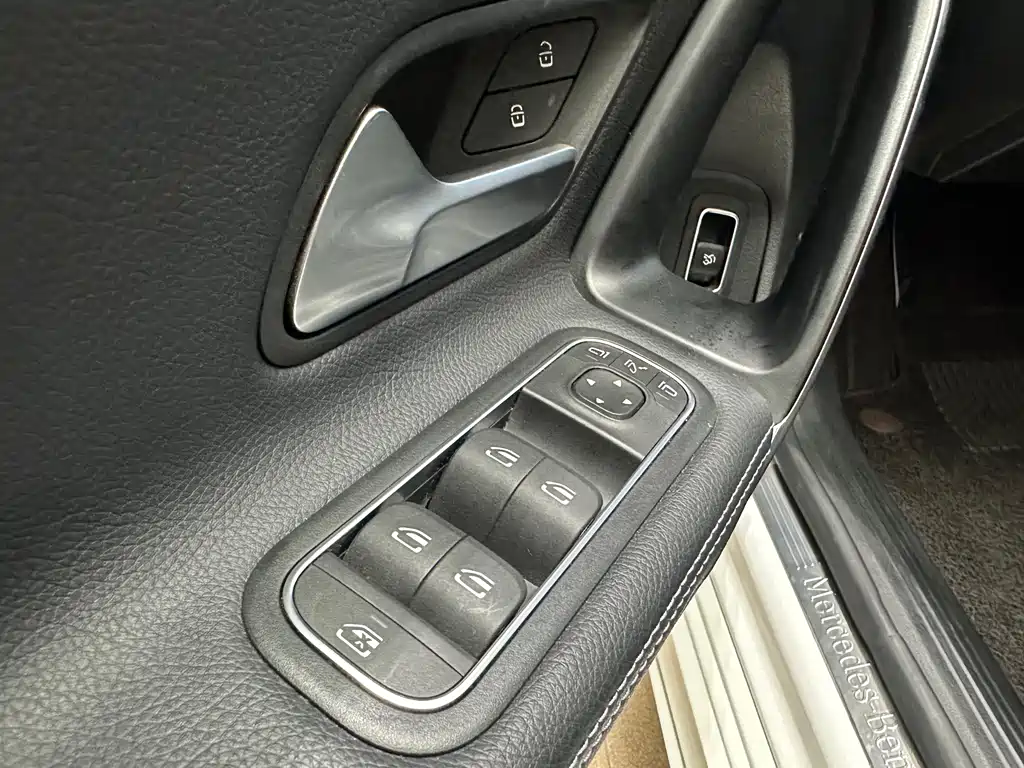 Mercedes-Benz A-Class 2020 — фото 11