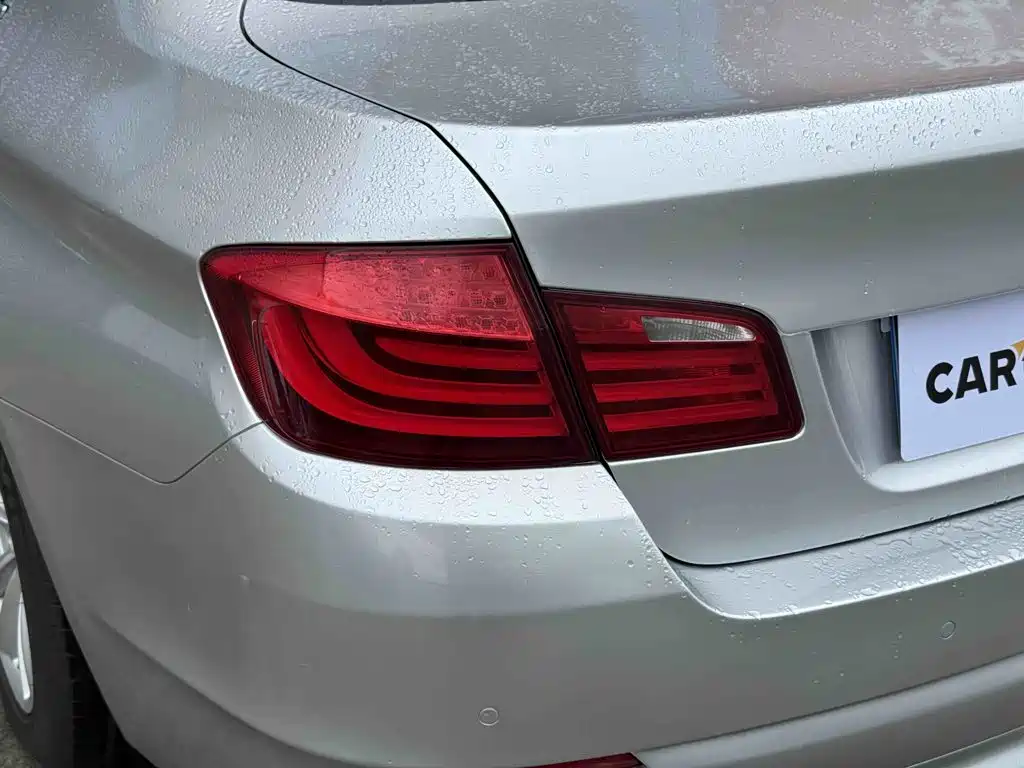BMW 5 Series 2011