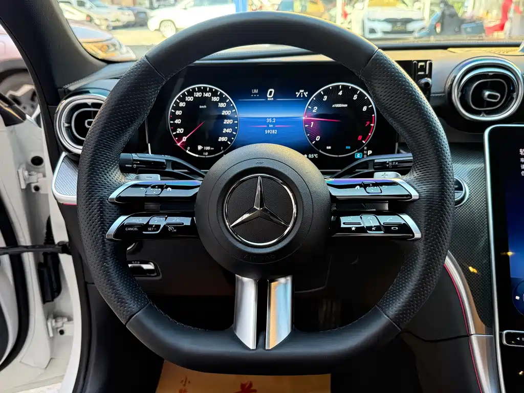 Mercedes-Benz C-Class 2023 — фото 5