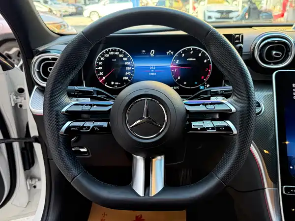 Mercedes-Benz C-Class 2023