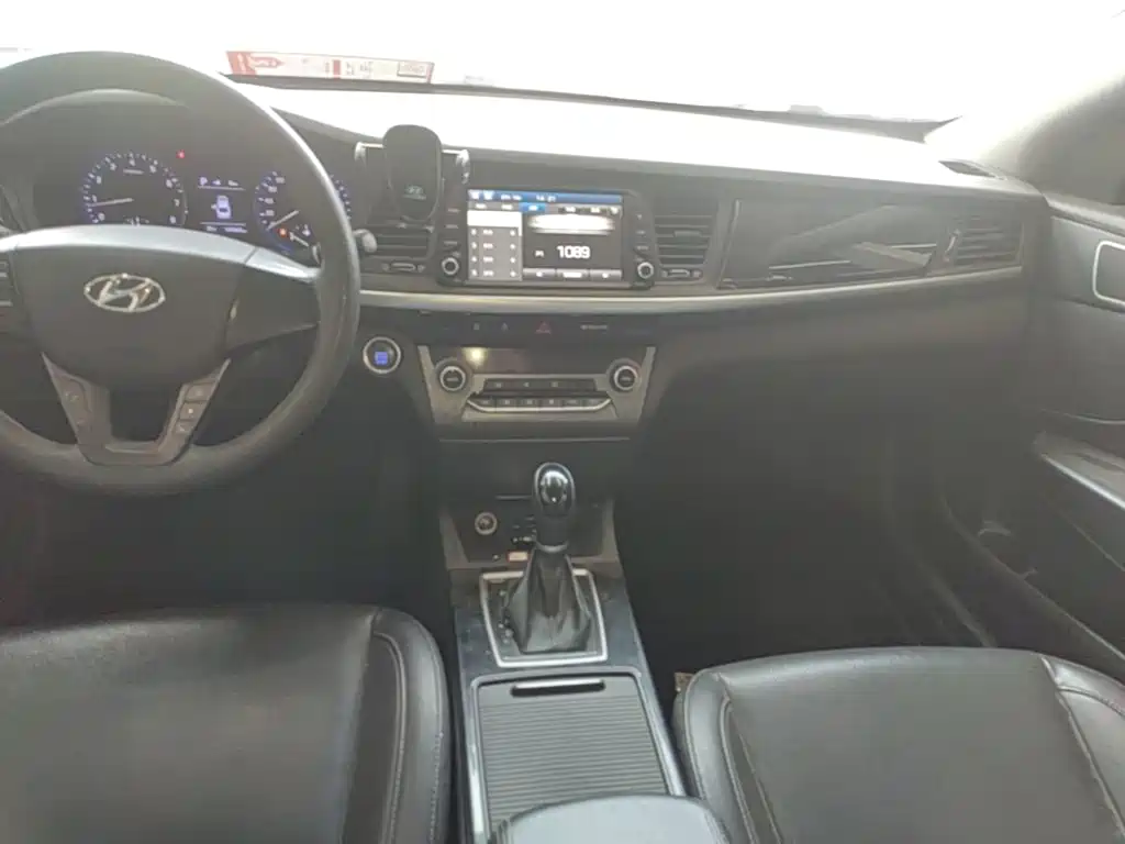 Hyundai Mistra 2020 — фото 13