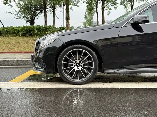 Mercedes-Benz E-Class 2014