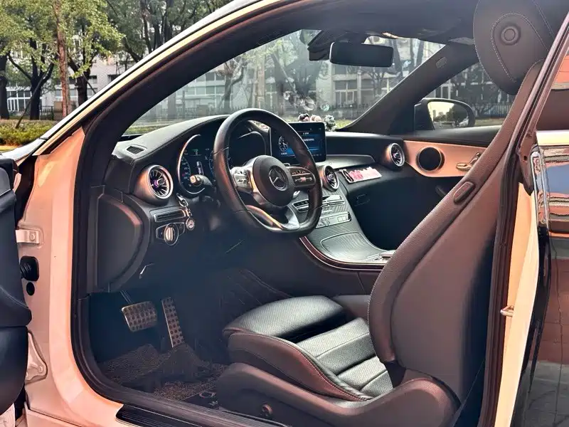 Mercedes-Benz C-Class 2019 — фото 3