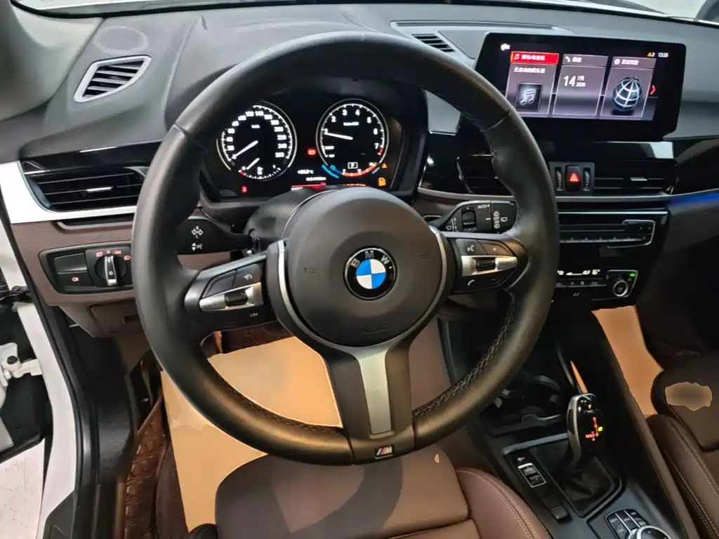 BMW X1 2021 — фото 11