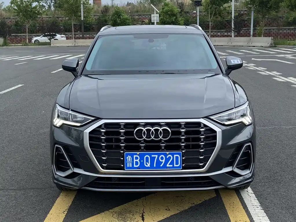 Audi Q3 2022