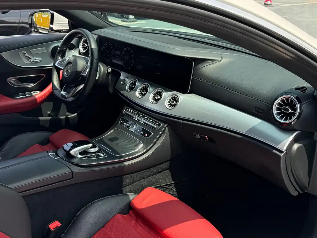 Mercedes-Benz E-Class 2018 — фото 13