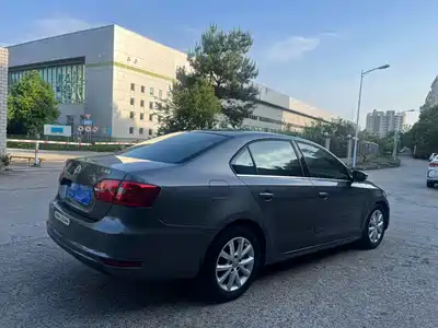 Volkswagen Sagitar 2012
