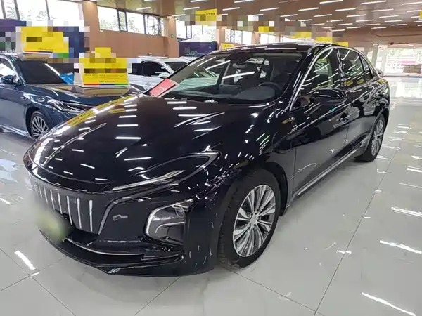 Hongqi E-QM5 2023