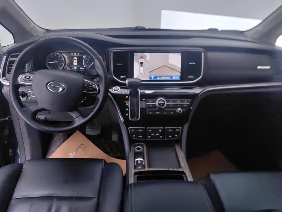 GAC Trumpchi M8 2020 — фото 12