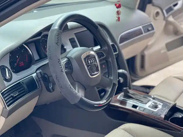 Audi A6L 2010