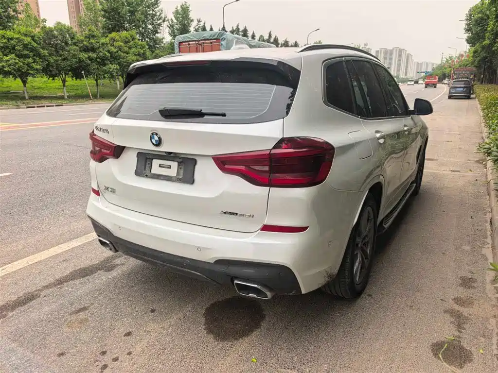 BMW X3 2021 — фото 2
