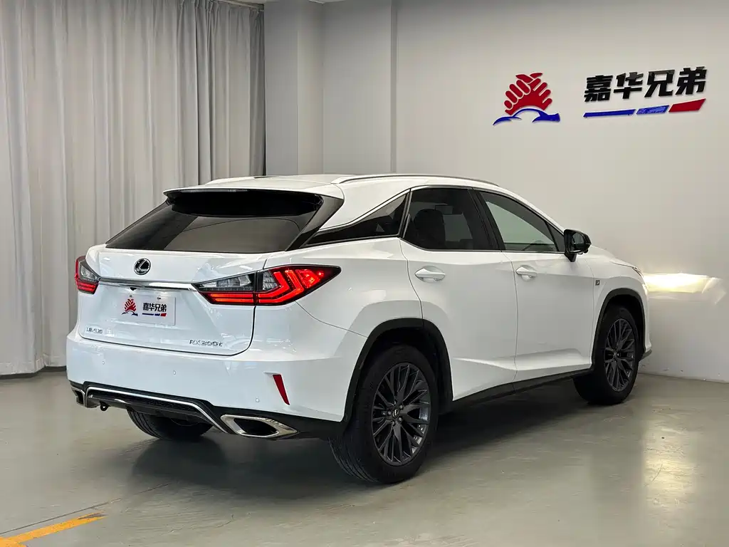 Lexus RX 2016 — фото 10