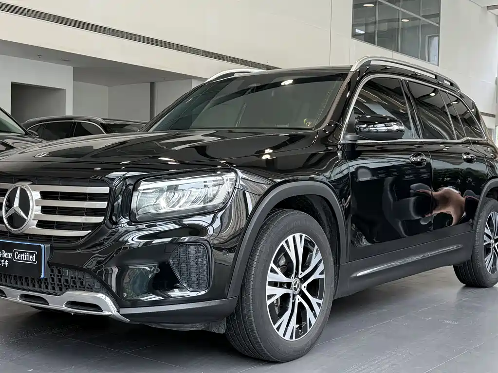 Mercedes-Benz GLB 2024 — фото 2