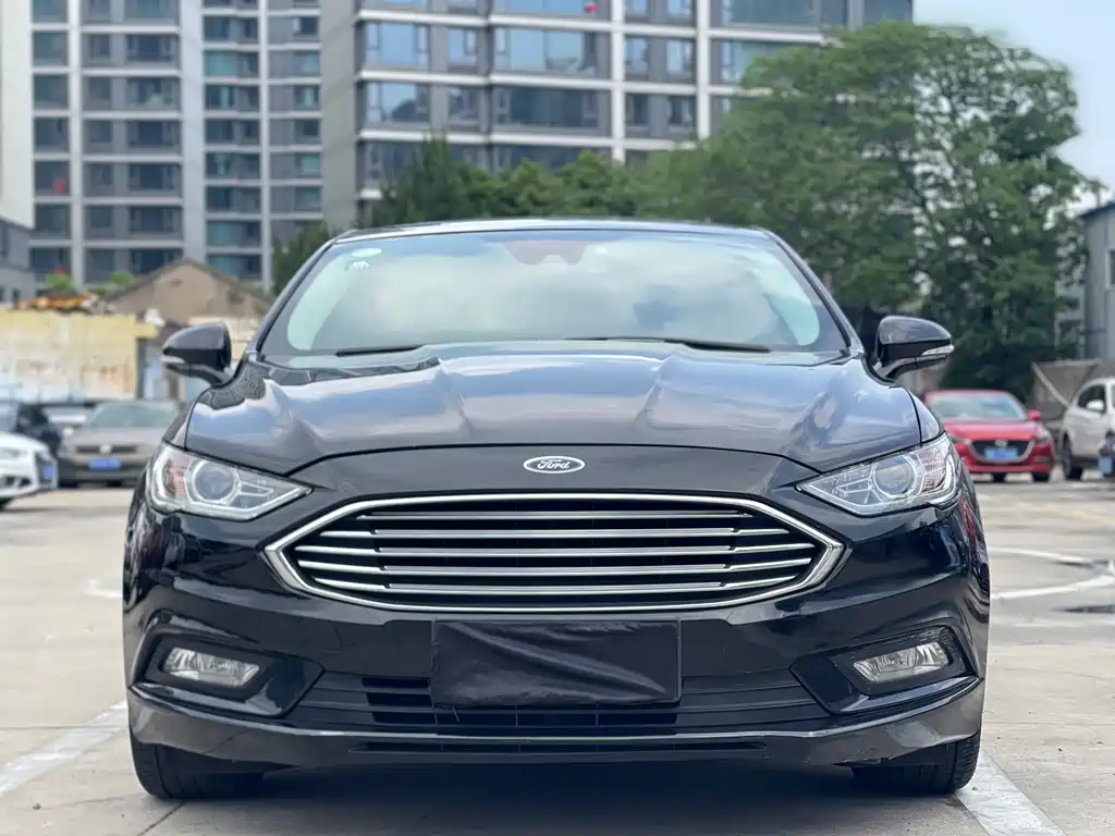 Ford Mondeo 2017 — фото 2