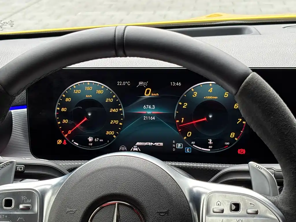 Mercedes-Benz A-Class AMG 2022 — фото 15