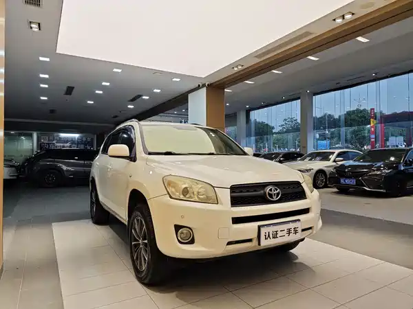 Toyota RAV4 2009