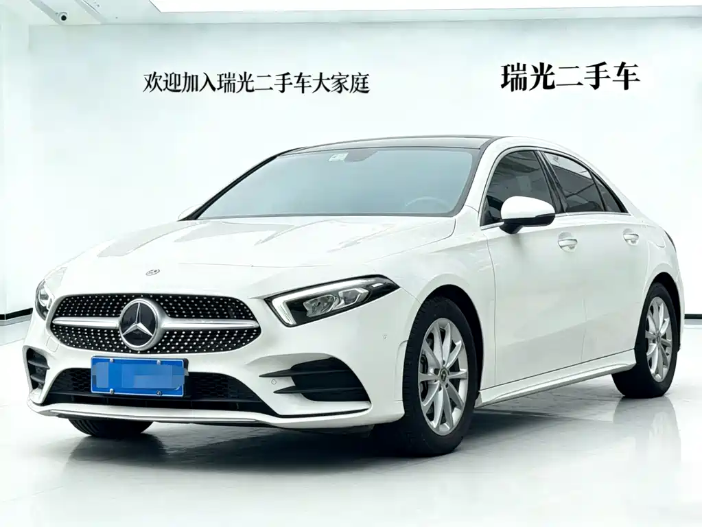 Mercedes-Benz A-Class 2020 — фото 1