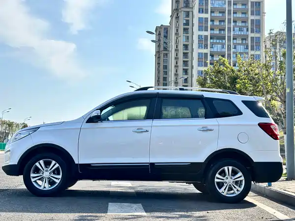 BAIC Huansu S3 2014