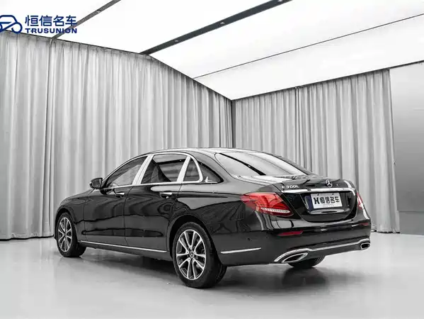 Mercedes-Benz E-Class 2018