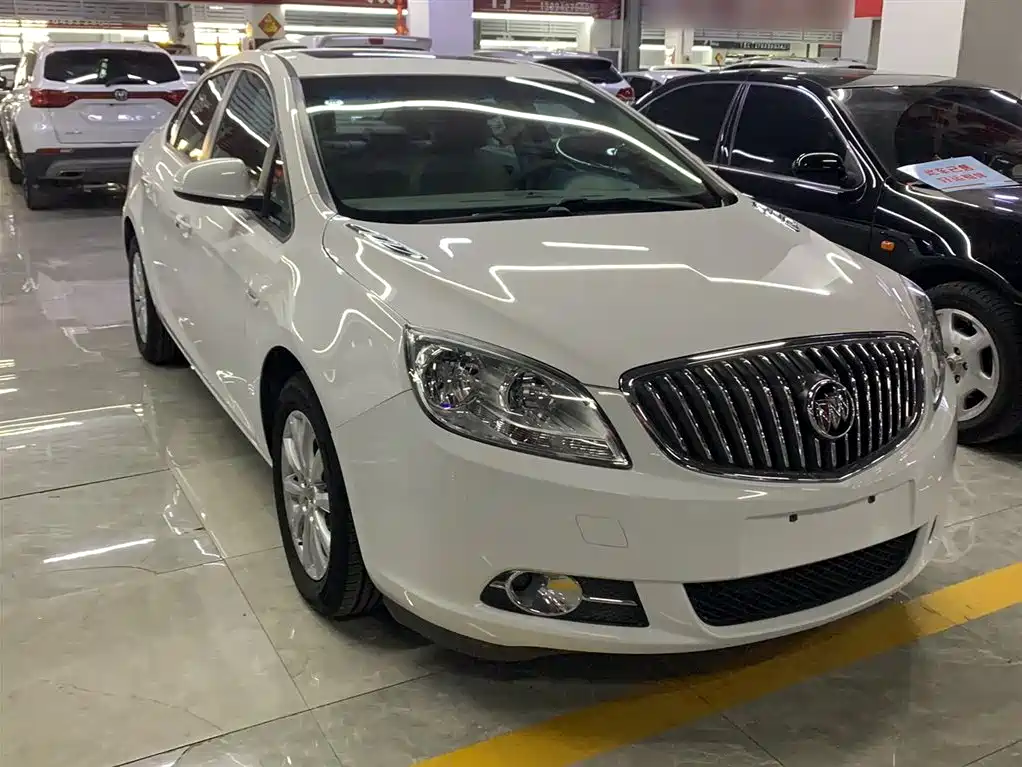 Buick Excelle 2014 — фото 4