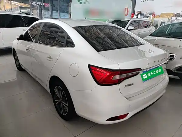 Roewe i5 2019