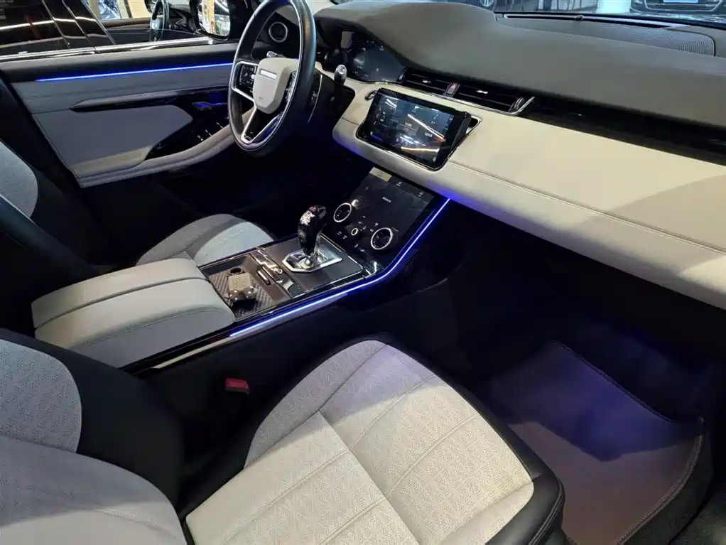 Land Rover Evoque 2022 — фото 13