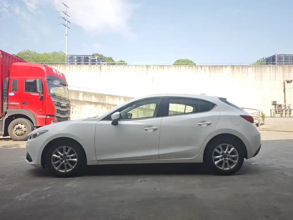 Mazda 3 Angkesela 2015 — фото 14