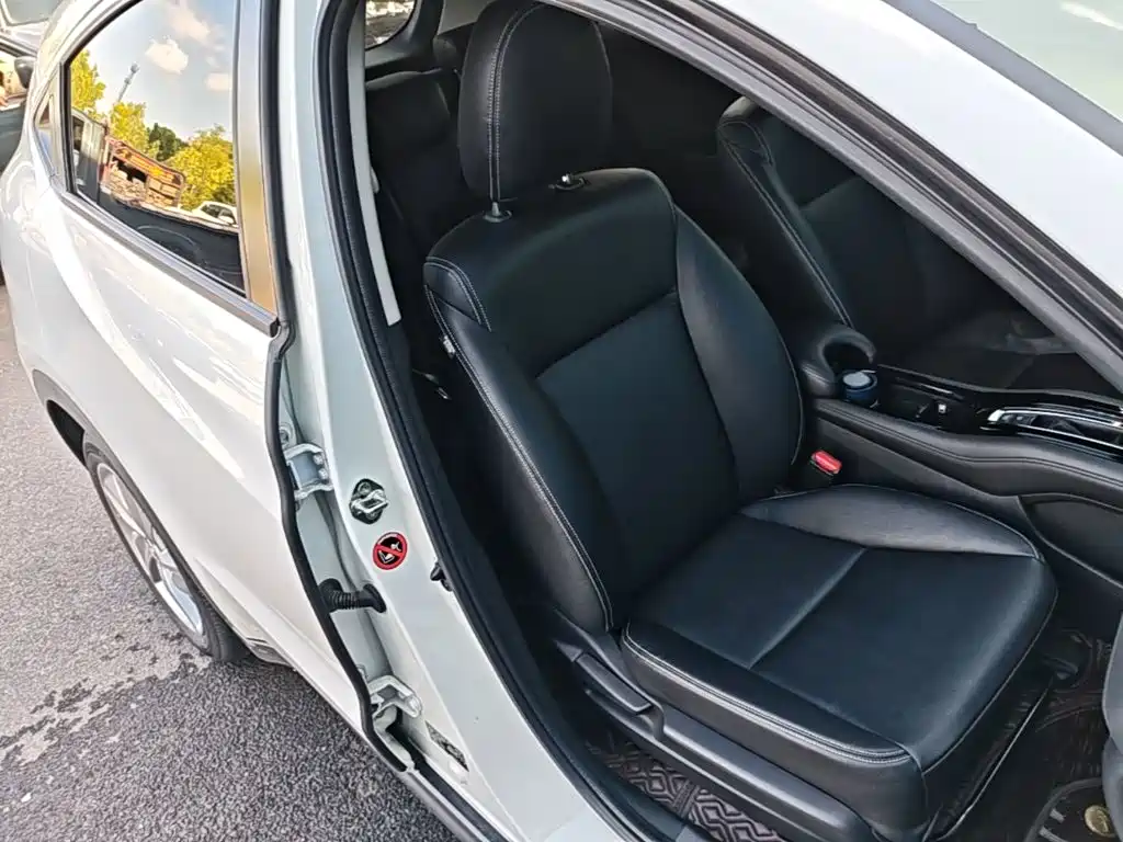 Honda Vezel 2022 — фото 25